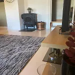 Διαμέρισμα Beautiful & Cozy 3-Room Apartment In Private House *