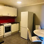 Beautiful & Cozy 3-room In Private House