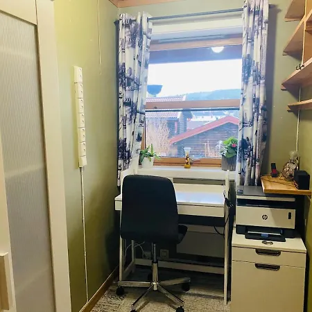 Beautiful & Cozy 3-room In Private House Διαμέρισμα NES