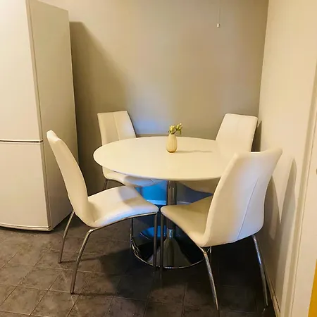 Διαμέρισμα Beautiful & Cozy 3-room In Private House