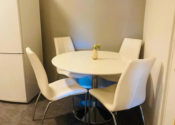 Lejlighed Beautiful And Cozy 3-room House For Rent
